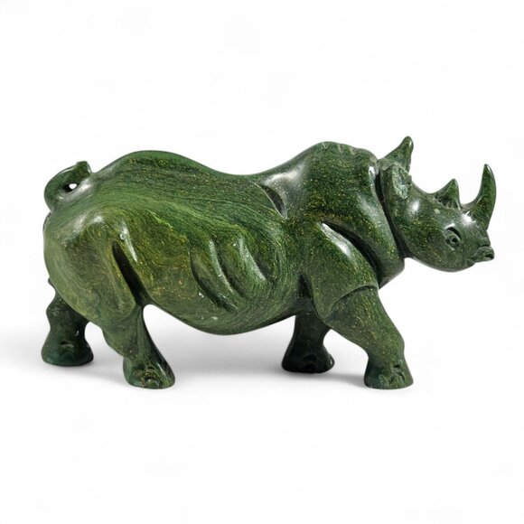 Hand Carved Green Stone Rhino Figurine Signed SP Safari Animal Vintage Sculpture - Picture 2 of 8